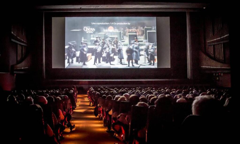 Los cines piden declarar la emergencia del sector