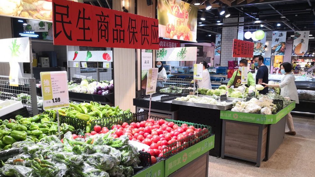 Beijing extrema las medidas tras los 51 casos en el principal mercado de alimentación