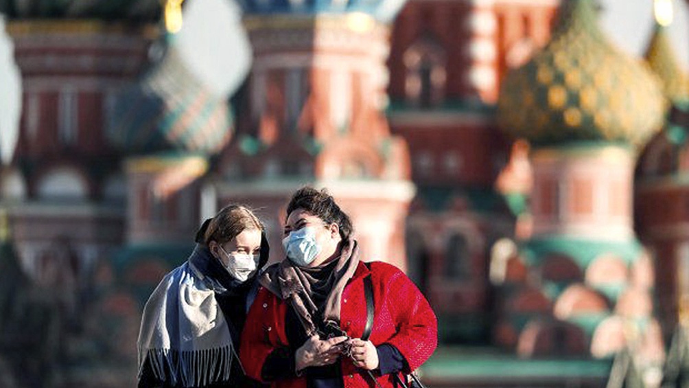 Rusia registró un nuevo récord diario con más de 440 muertes