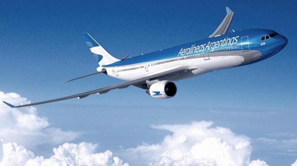 Aerolíneas Argentinas anunció más de 65 vuelos internacionales y regionales para octubre