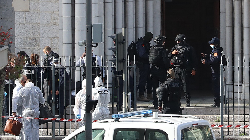 Francia: tres muertos y varios heridos en un ataque con cuchillo en una iglesia
