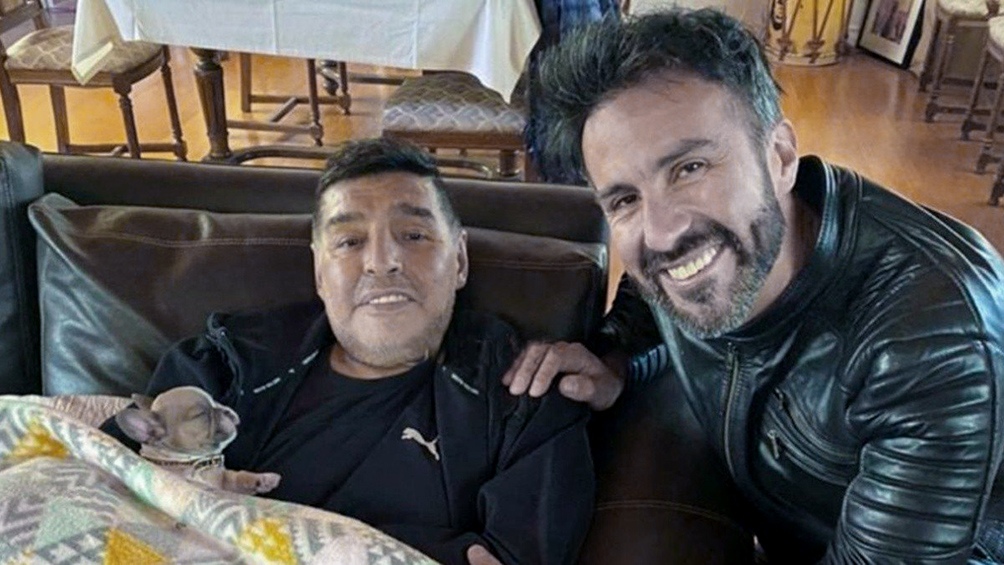 Luque: «Lamento profundamente el deceso, Diego era mi paciente y mi amigo»