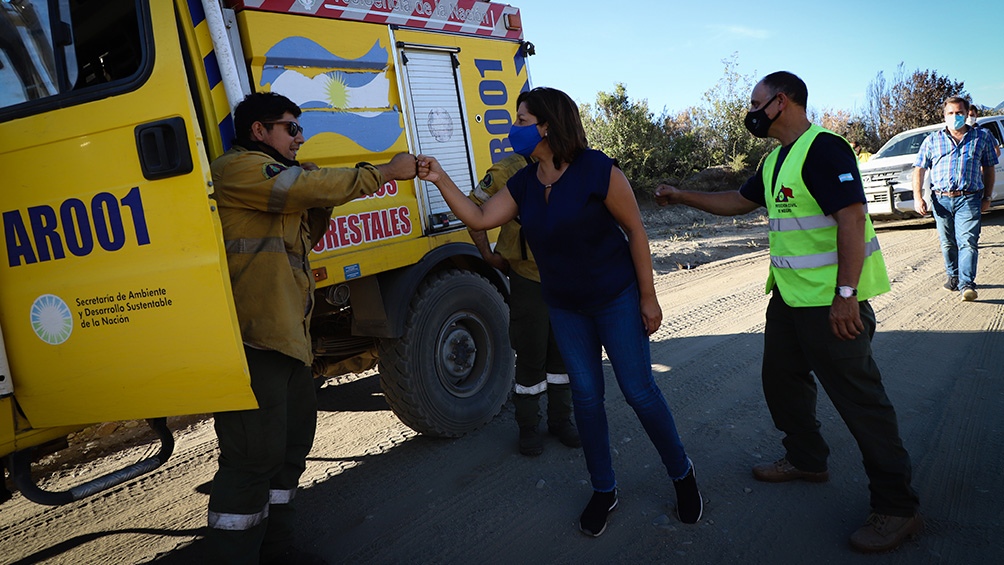 Continúan en El Bolsón las tareas en los sectores afectados por el incendio forestal