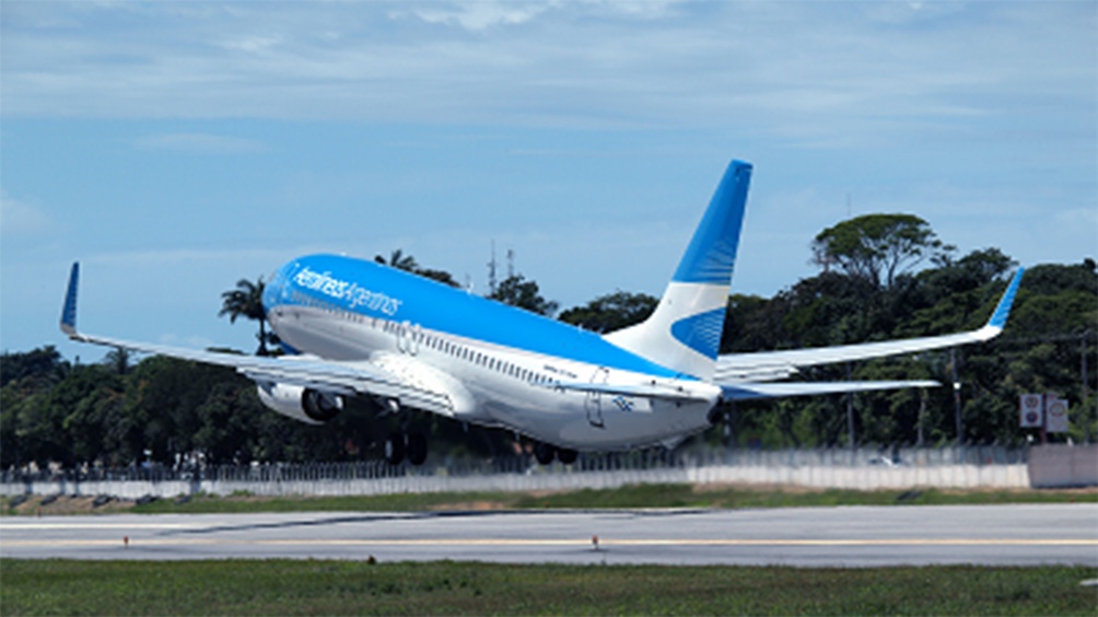 Aerolíneas Argentinas y otras 3 compañías aéreas se suman a Precios Justos en vuelos nacionales