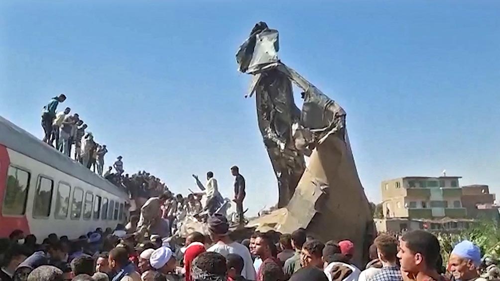 Un accidente ferroviario en Egipto dejó 19 muertos y 185 heridos