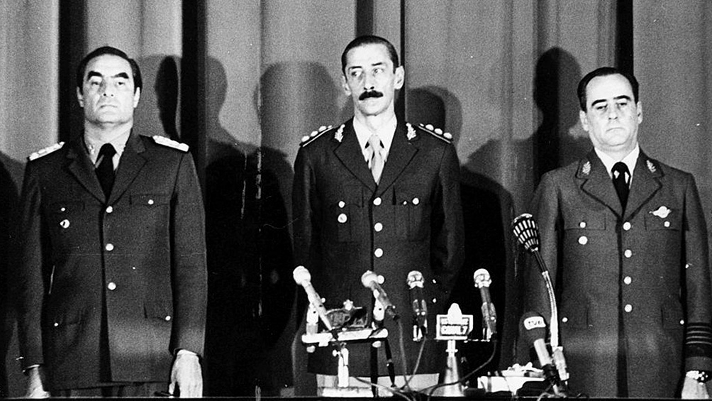 Podemos pide que el Gobierno le quite las condecoraciones a Videla y a otros dictadores