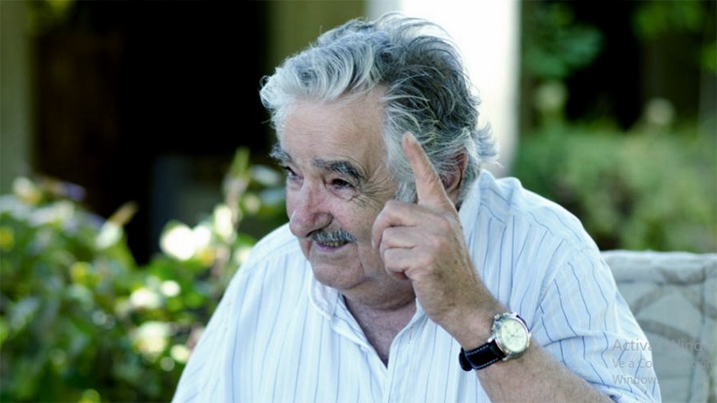 Mujica fue dado de alta tras ser operado por una lesión en el esófago