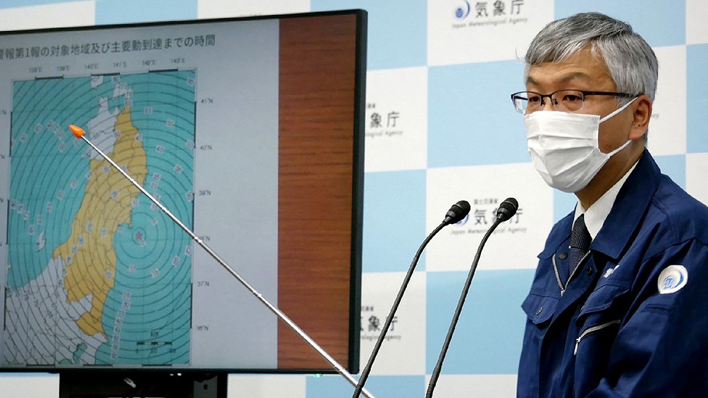 Un sismo de 6.8 grados causa heridas leves a tres personas en Japón