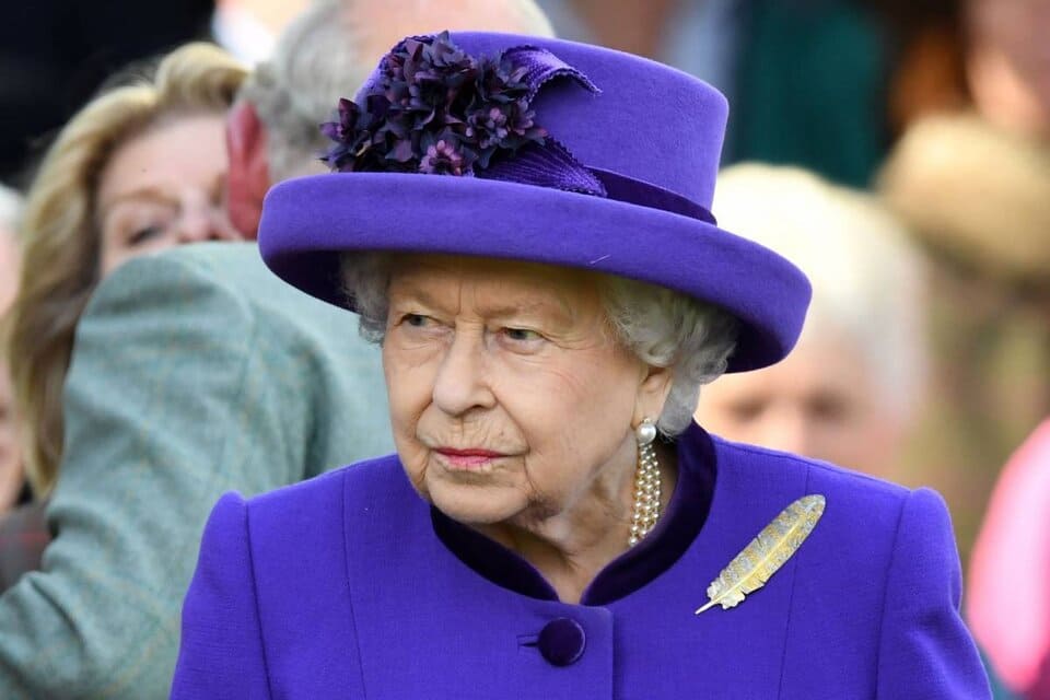 ¿Qué le pasa a la reina de Inglaterra? Isabel II canceló un viaje a Irlanda del Norte