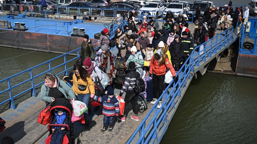 Se redujo el ritmo diario de personas que huyen de Ucrania