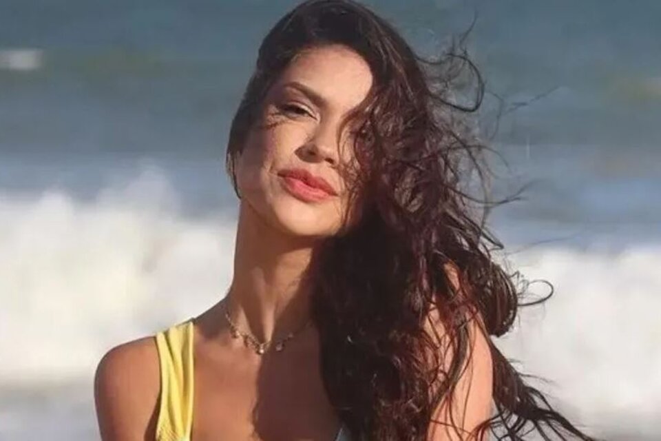 Muere reina de belleza de Brasil tras operarse las amígdalas
