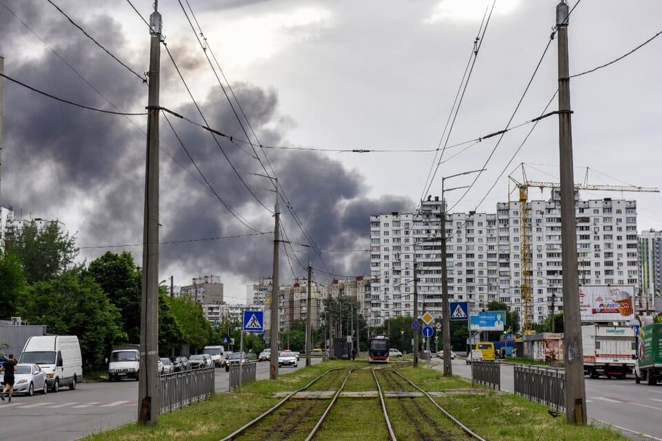 Rusia vuelve a bombardear a Kiev y amenaza con más ataques si Ucrania recibe misiles de largo alcance