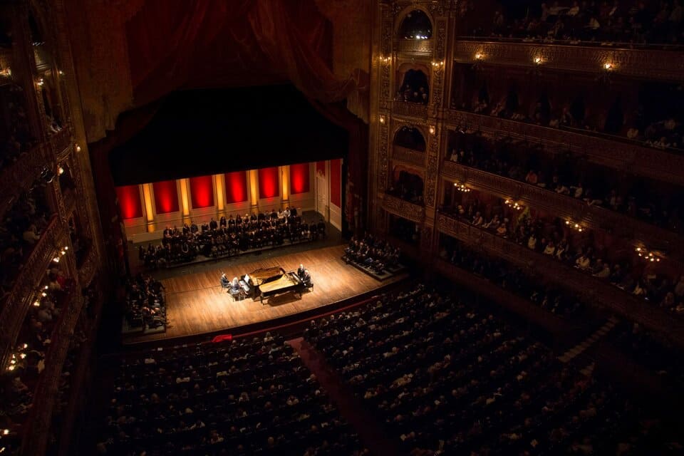 El Teatro Colón, entre los más lindos del mundo, según un estudio británico