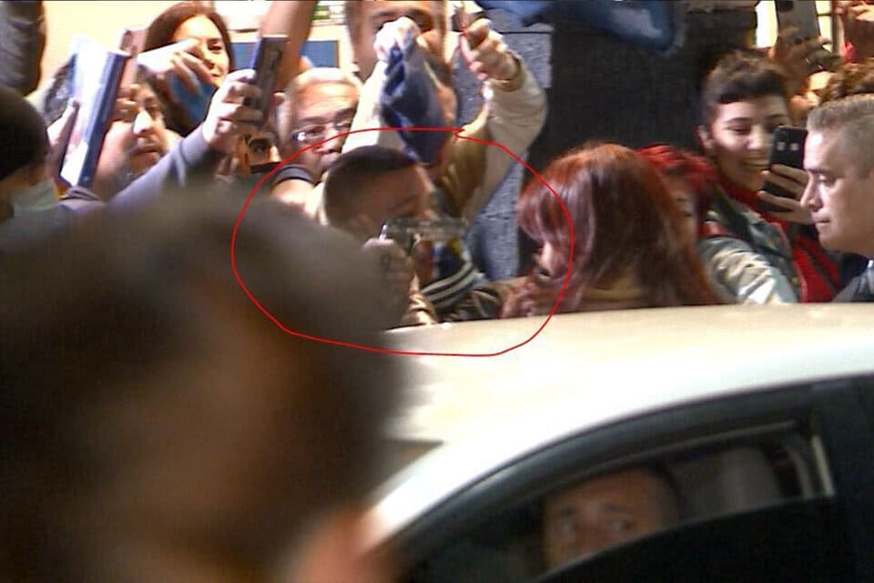 Atentado a Cristina Kirchner: la novia de Sabag Montiel estaba a metros del lugar del ataque a la vicepresidenta