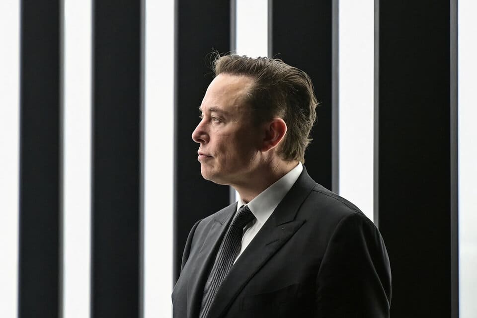 La justicia de Estados Unidos aplazó el juicio entre Elon Musk y Twitter
