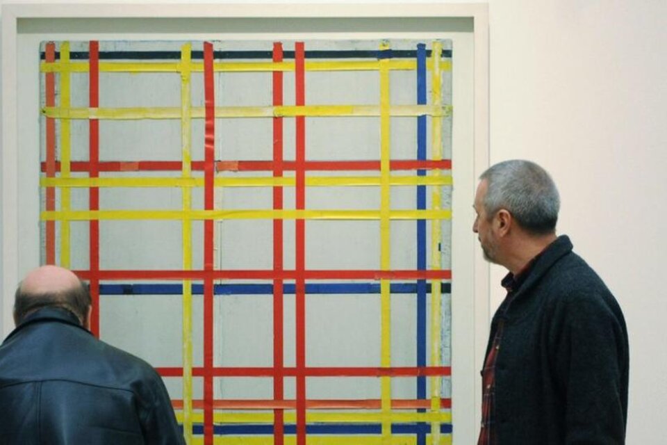 El extraño caso del cuadro de Mondrian que estuvo exhibido al revés durante 77 años