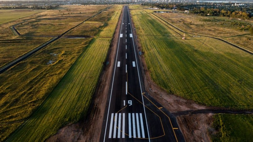 Quedaron inauguradas las obras del principal aeropuerto de La Pampa