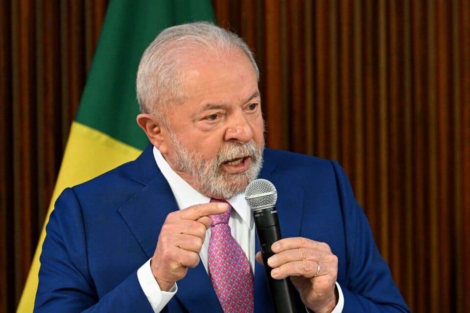 Lula Da Silva fue infiltrado y confirman que deberá operarse antes de fin de año