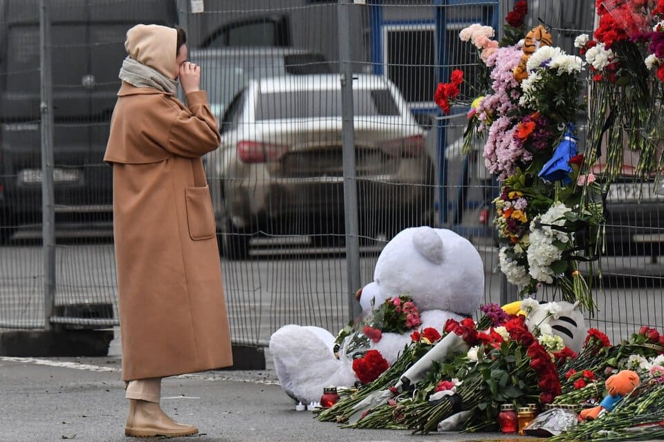 Miedo y desesperación tras el atentado terrorista en Moscú